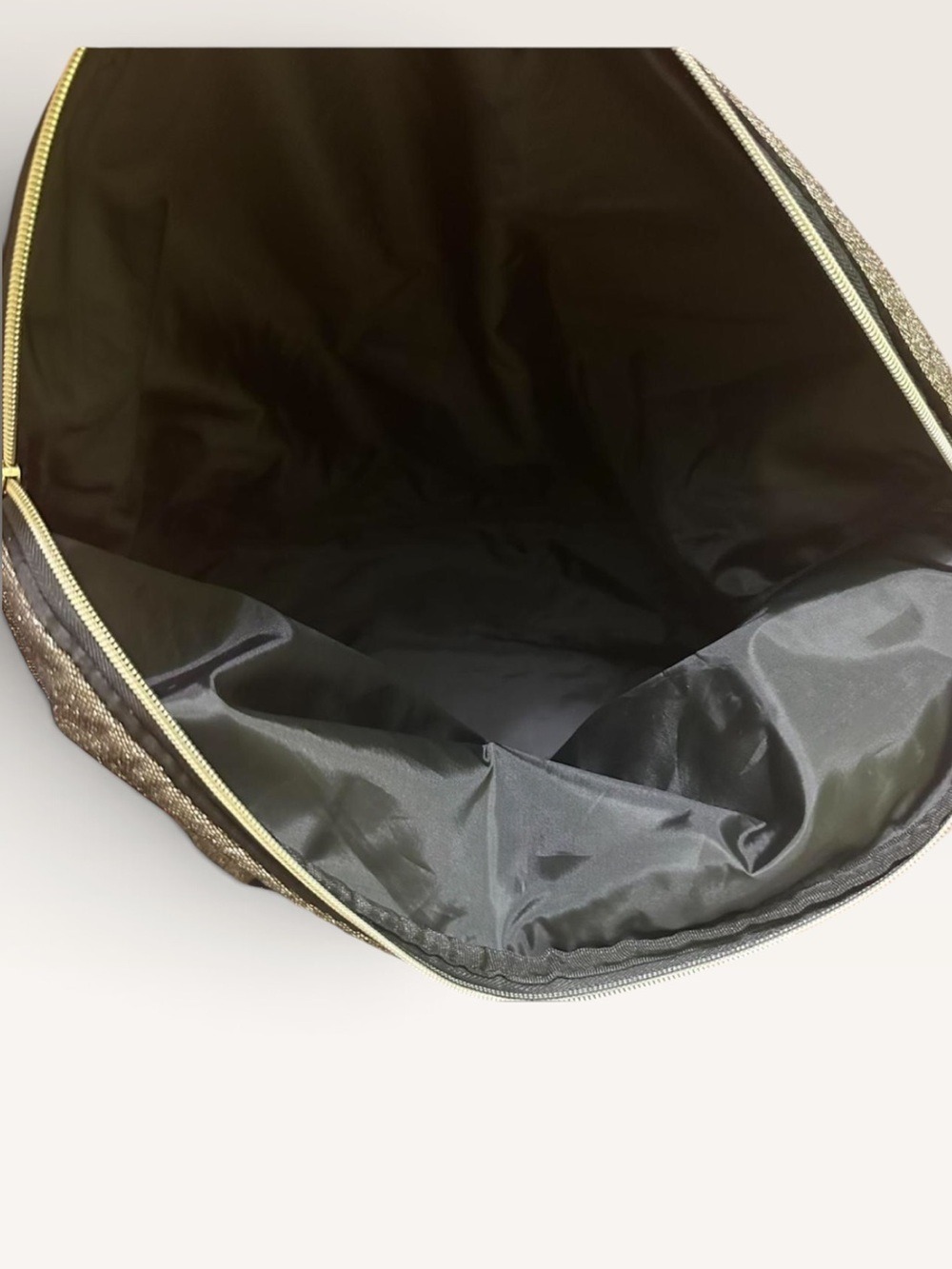 Victoria's Secret Black Metallic Gold Glitter Zipper Weekender Travel Tote Bag - Picture 4 of 8